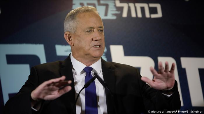Arabische Liste empfiehlt Gantz als Israels Premier | Benny Gantz (picture-alliance/AP Photo/S. Scheiner)