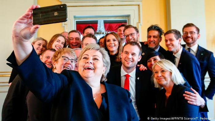 Norwegen Oslo Regierungsselfie (Getty Images/AFP/NTB Scanpix/T. Pedersen)