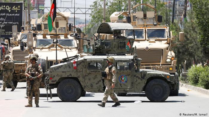 Afghanistan Anschlag auf Krankenhaus in Kabul (Reuters/M. Ismail)