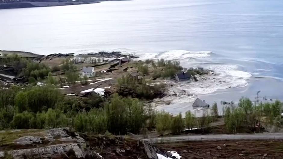 Norwegen: Unglaubliche Aufnahmen eines Erdrutsches