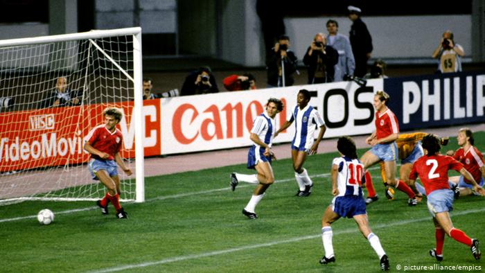 Europapokal Finale Porto v Bayern München 1987 (picture-alliance/empics)